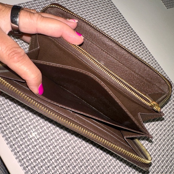 Louis Vuitton Zippy long round wallet in Damier Ebene CA0679 - Picture 5 of 7